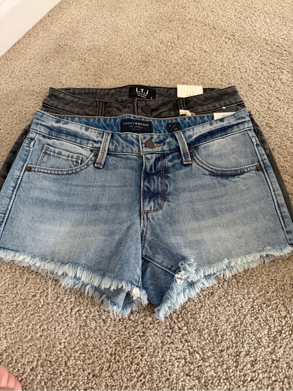 Lucky Brand light blue denim cutoff shorts and LTJ size 25 NWT